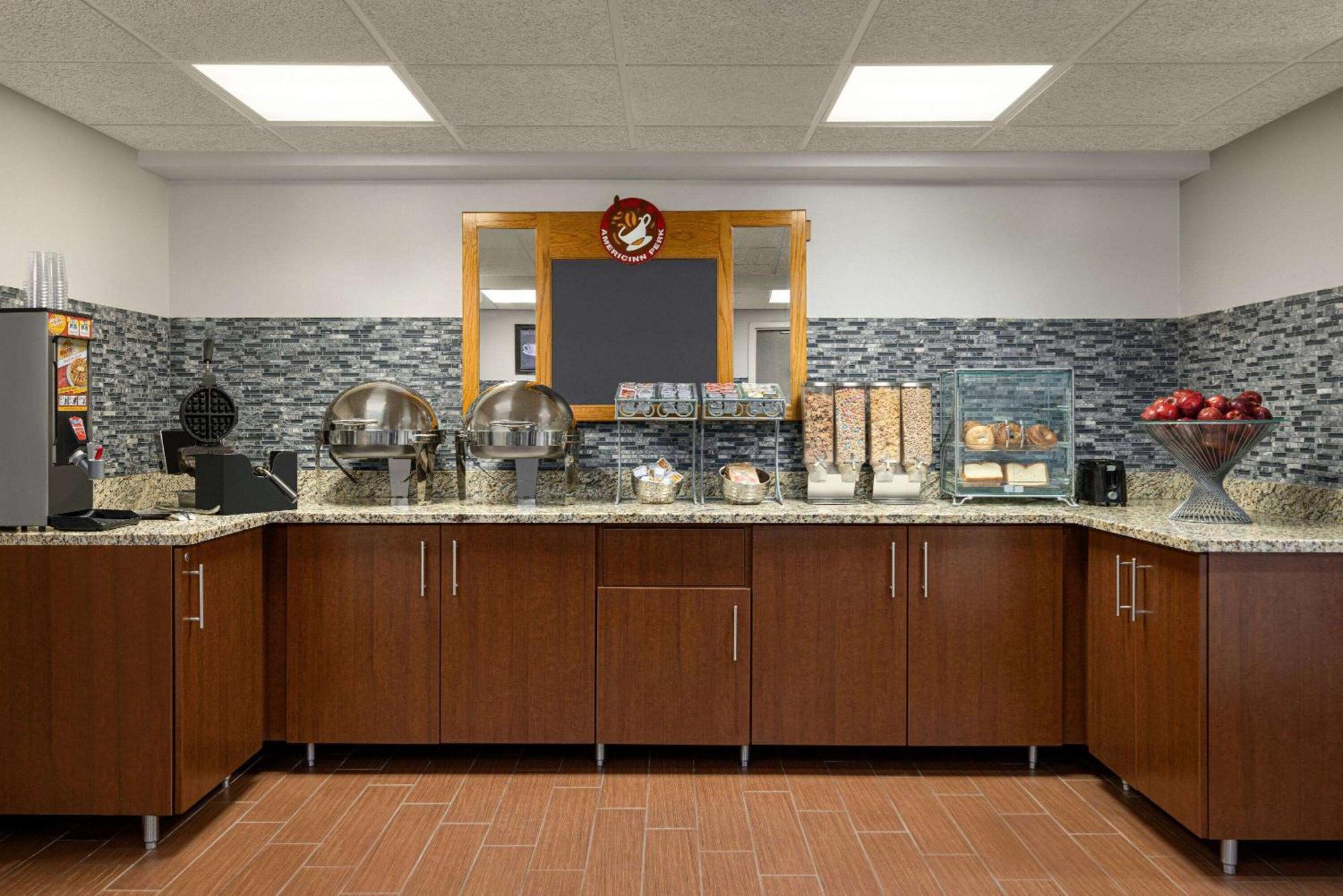 Americinn By Wyndham Inver Grove Heights Minneapolis Exterior photo